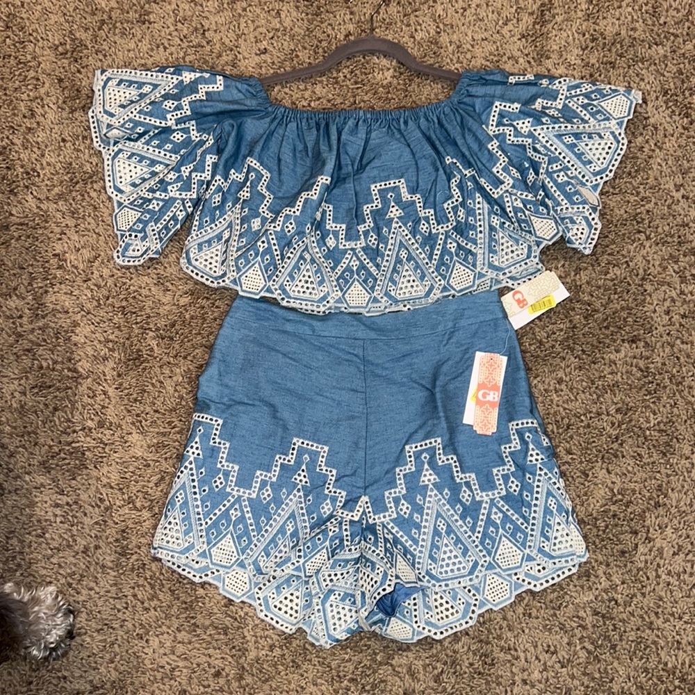 Gianni Bini 2 piece short set